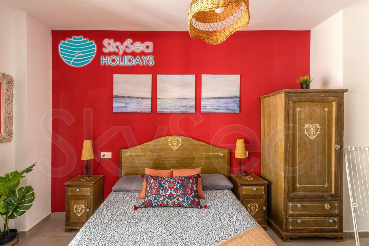 Skysea Holidays City Center Suites Málaga Exterior foto