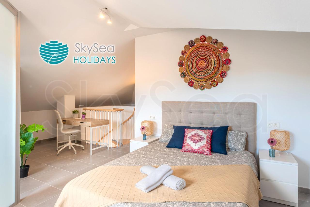 Skysea Holidays City Center Suites Málaga Exterior foto