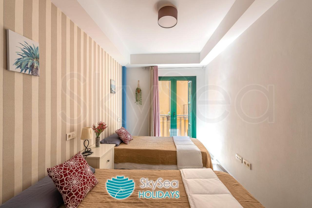 Skysea Holidays City Center Suites Málaga Exterior foto